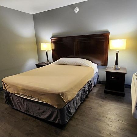 Merit Inn And Suites Бомонт Екстер'єр фото