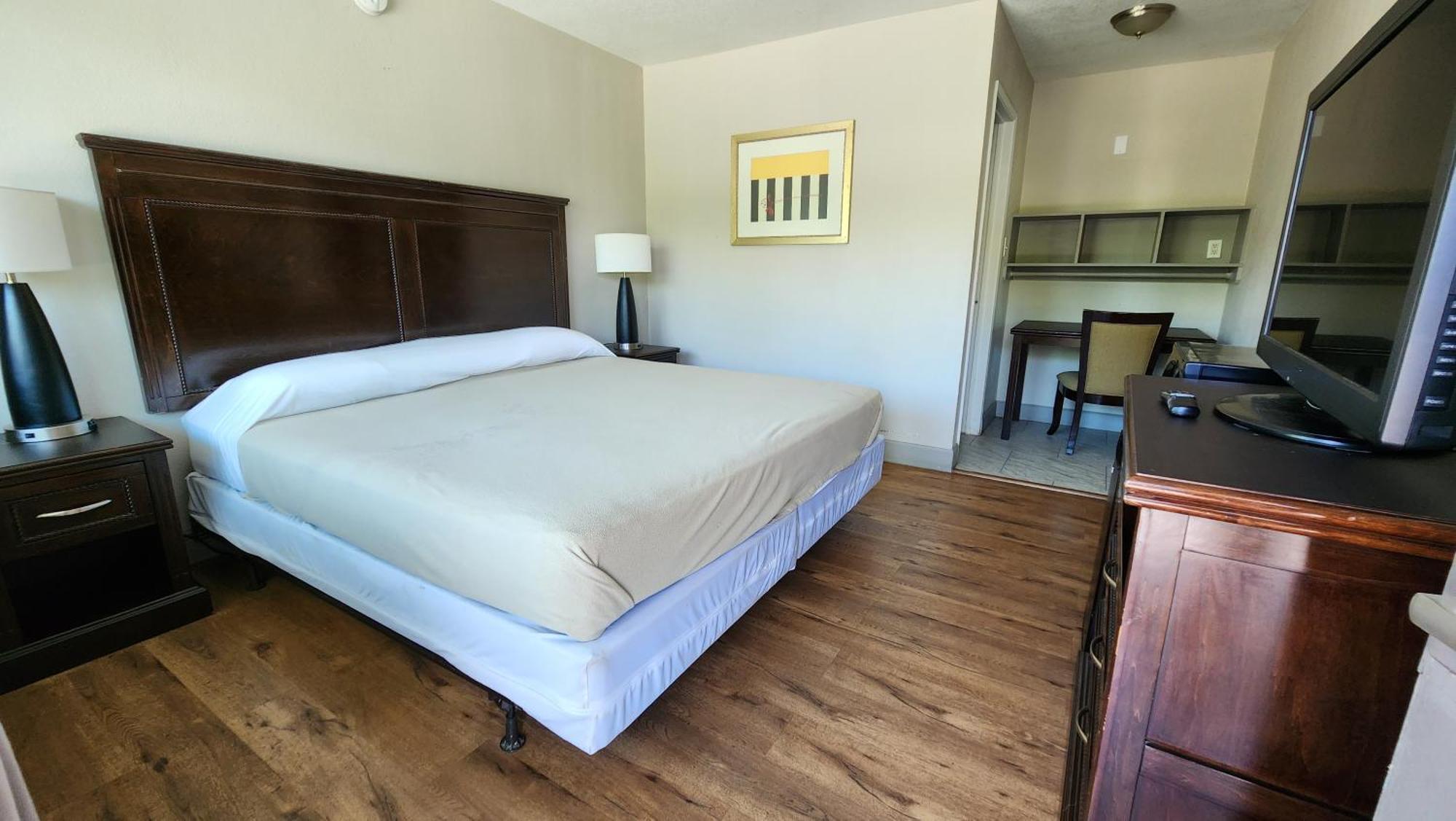 Merit Inn And Suites Бомонт Екстер'єр фото